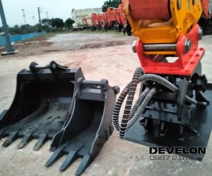 giá phụ kiện đầu cần máy xúc