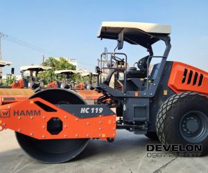 xe lu đất 11 tấn HAMM