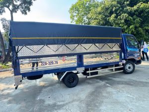 xe tải hạng trung